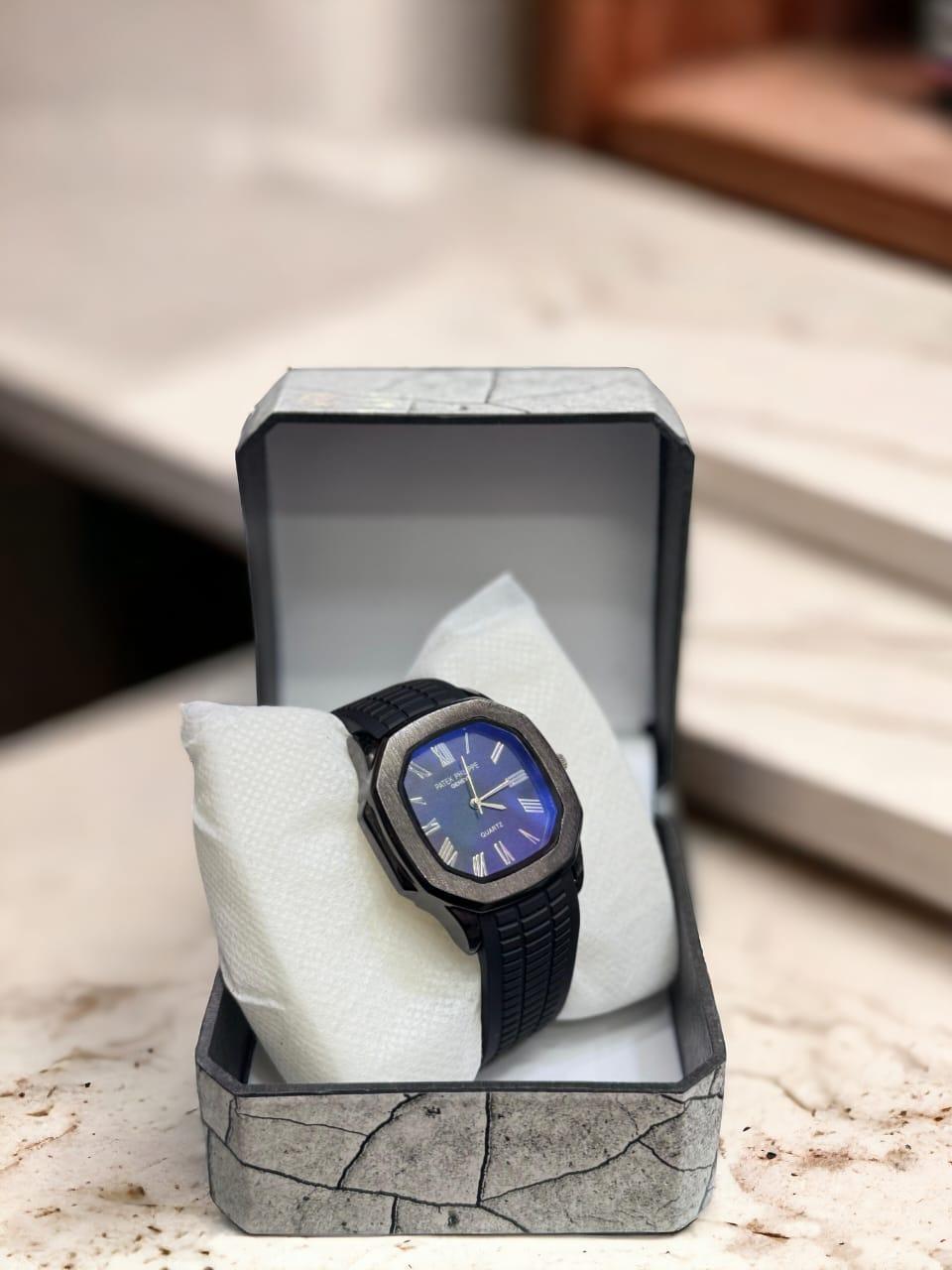 Stylish Quartz watch with square Dial 1pc